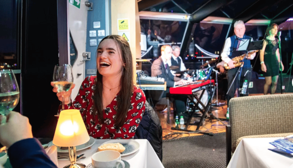 jazz London river cruise dinner