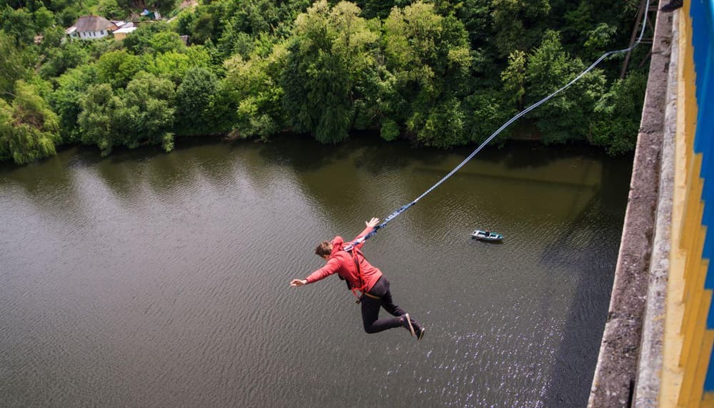 Bungee jump