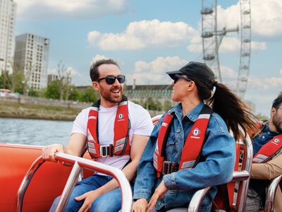 ultimate london adventure 50 minute thames rockets speedboat experience
