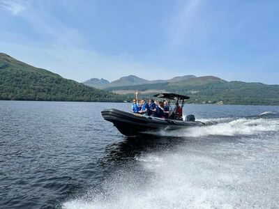 Loch lomond speedboat passengers