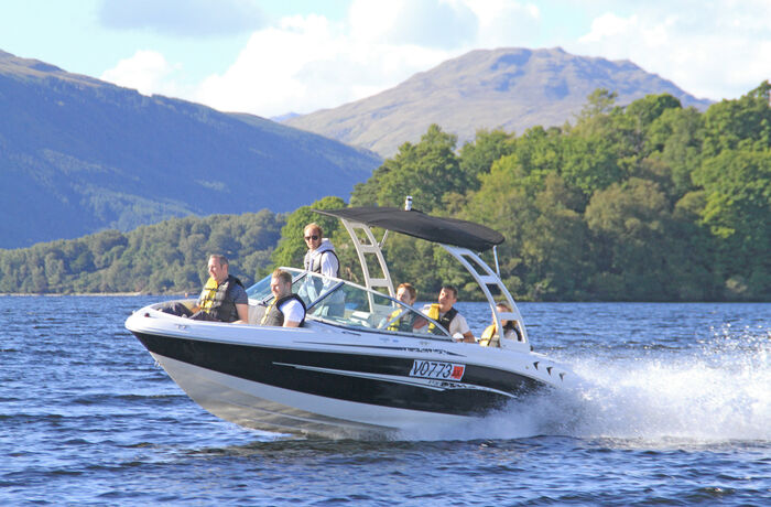 speedboat experience day gift idea