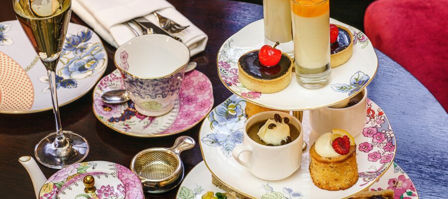 Prosecco afternoon tea