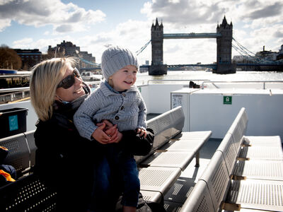 london sightseeing river cruise